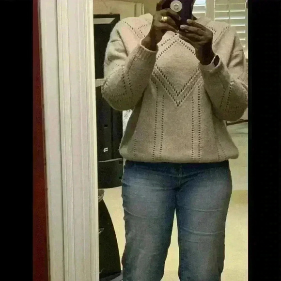 Magaschoni crew neck blush sweater - Picture 2 of 6